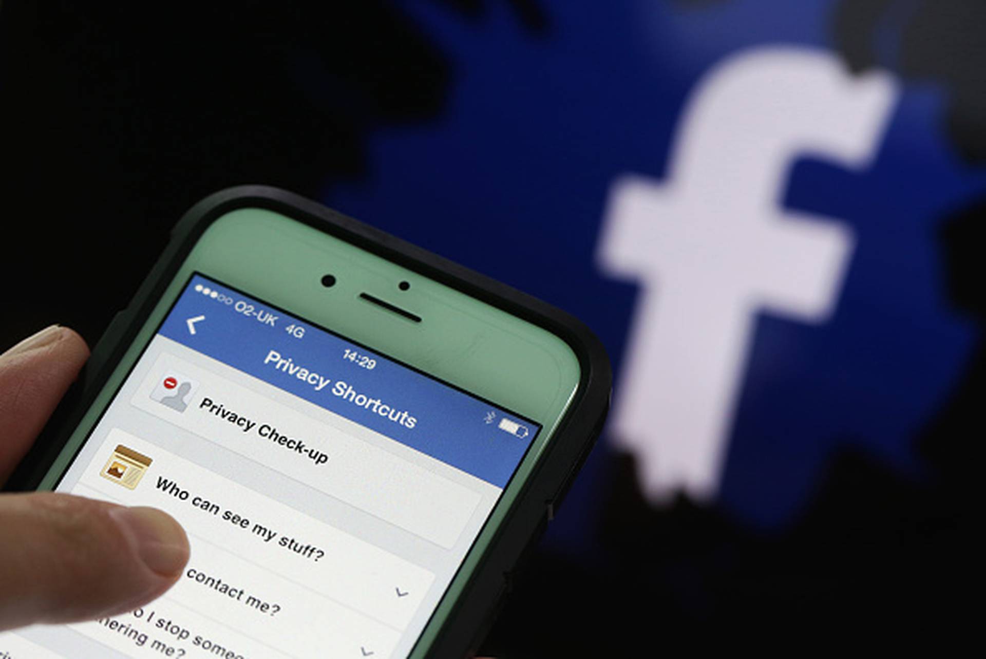 Facebook強硬回應英國監管機構：否決Giphy交易毫無道理