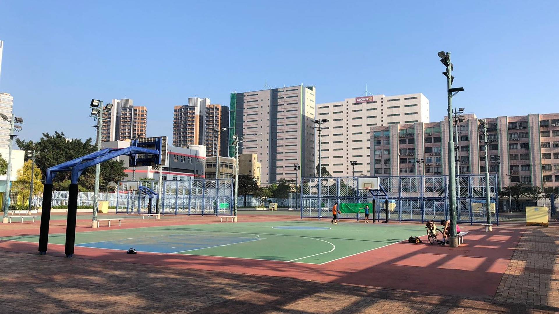 一地多用｜元朗東頭工業區遊樂場重建　設地下停車場共190個車位
