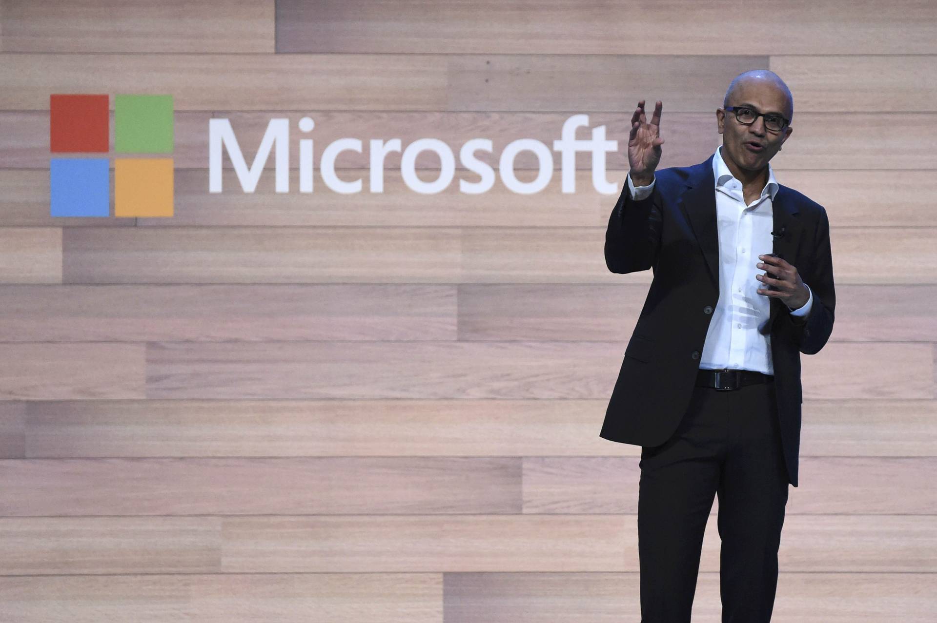 微軟CEO納德拉：下一代Windows系統將很快宣佈