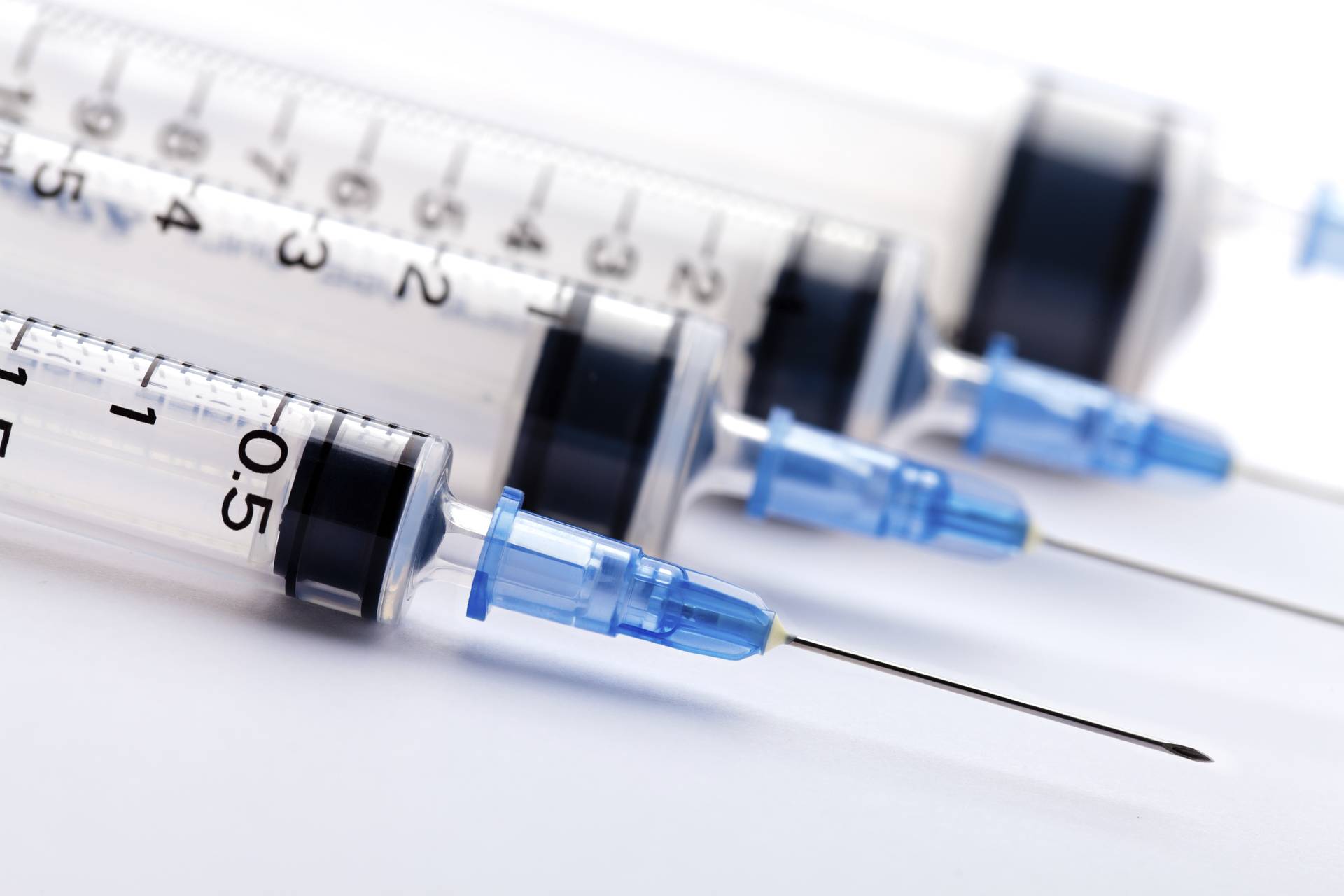 中國新冠疫苗在發達國家開展臨牀試驗　專家稱效果或比輝瑞好