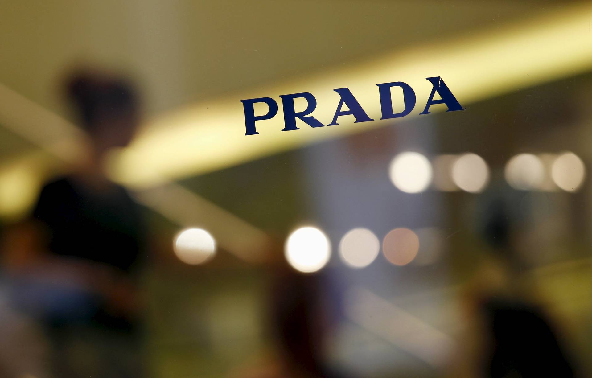Prada的菜市場「生意經」｜企業熱評