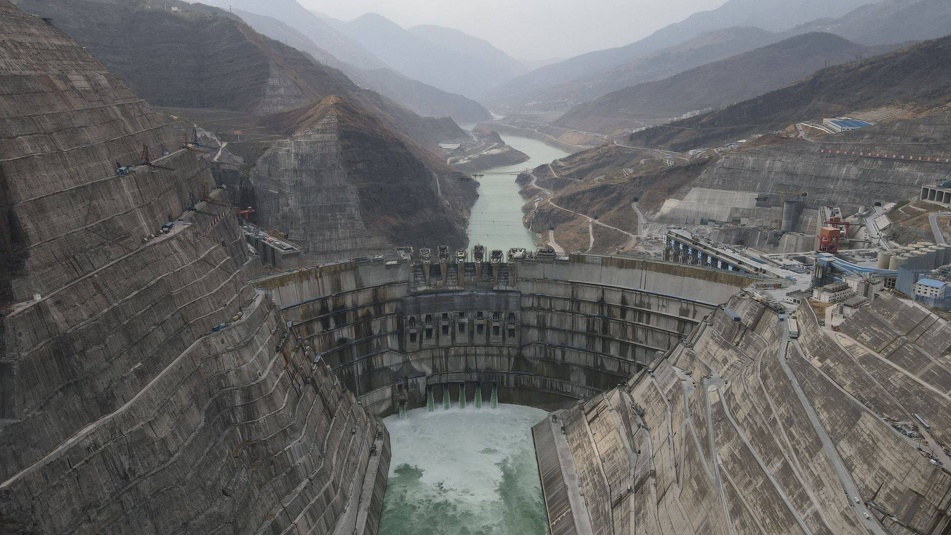 世界首台百萬千瓦水電機組中國白鶴灘水電站併網試驗