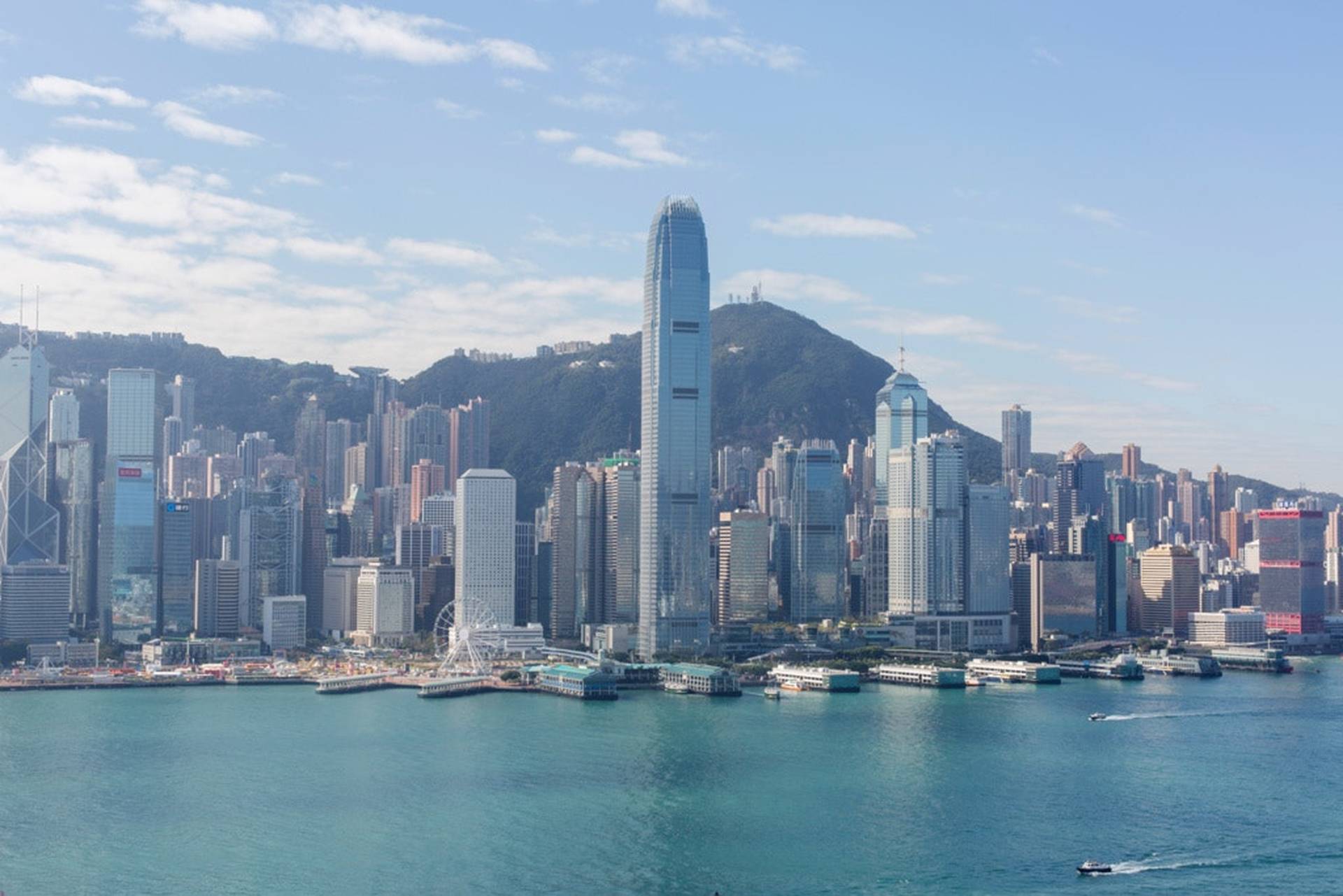 王春新論香港發展需要八大新思維