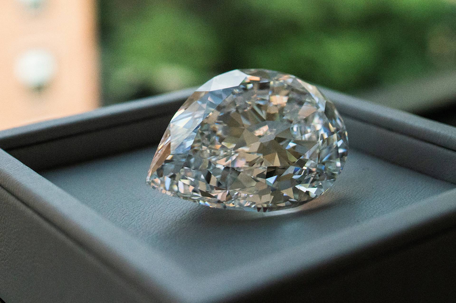 蘇富比下月將拍賣梨形大鑽石　接受比特幣或以太幣付款[組圖]