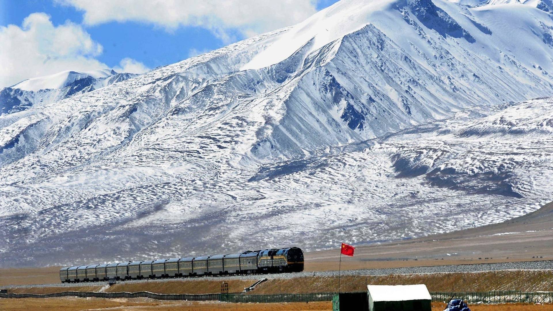 川藏鐵路拉林段正式通車，對西藏意味着什麼？