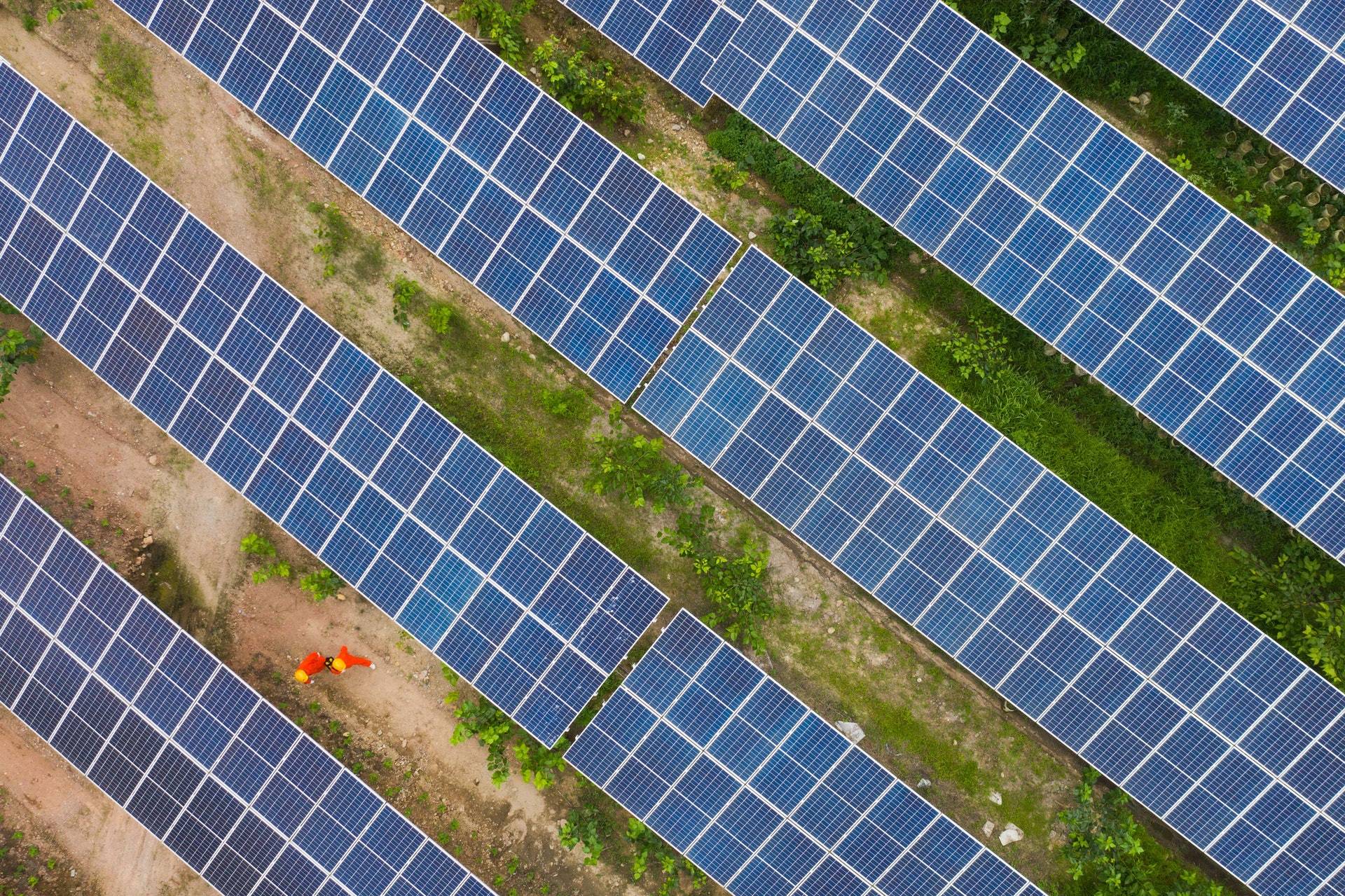 習近平：中國1億千瓦的風電光伏項目已開工