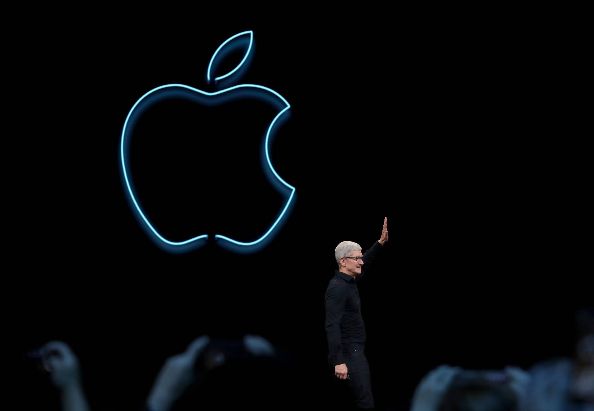 iPhone 13發布前夕：庫克接棒十年造就了怎樣的蘋果？