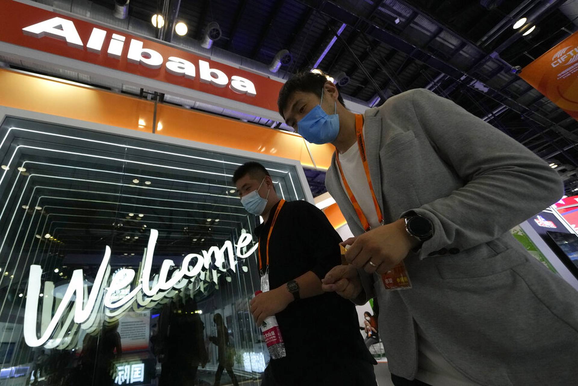 阿里巴巴「新威脅」：中國消費者購物習慣改變