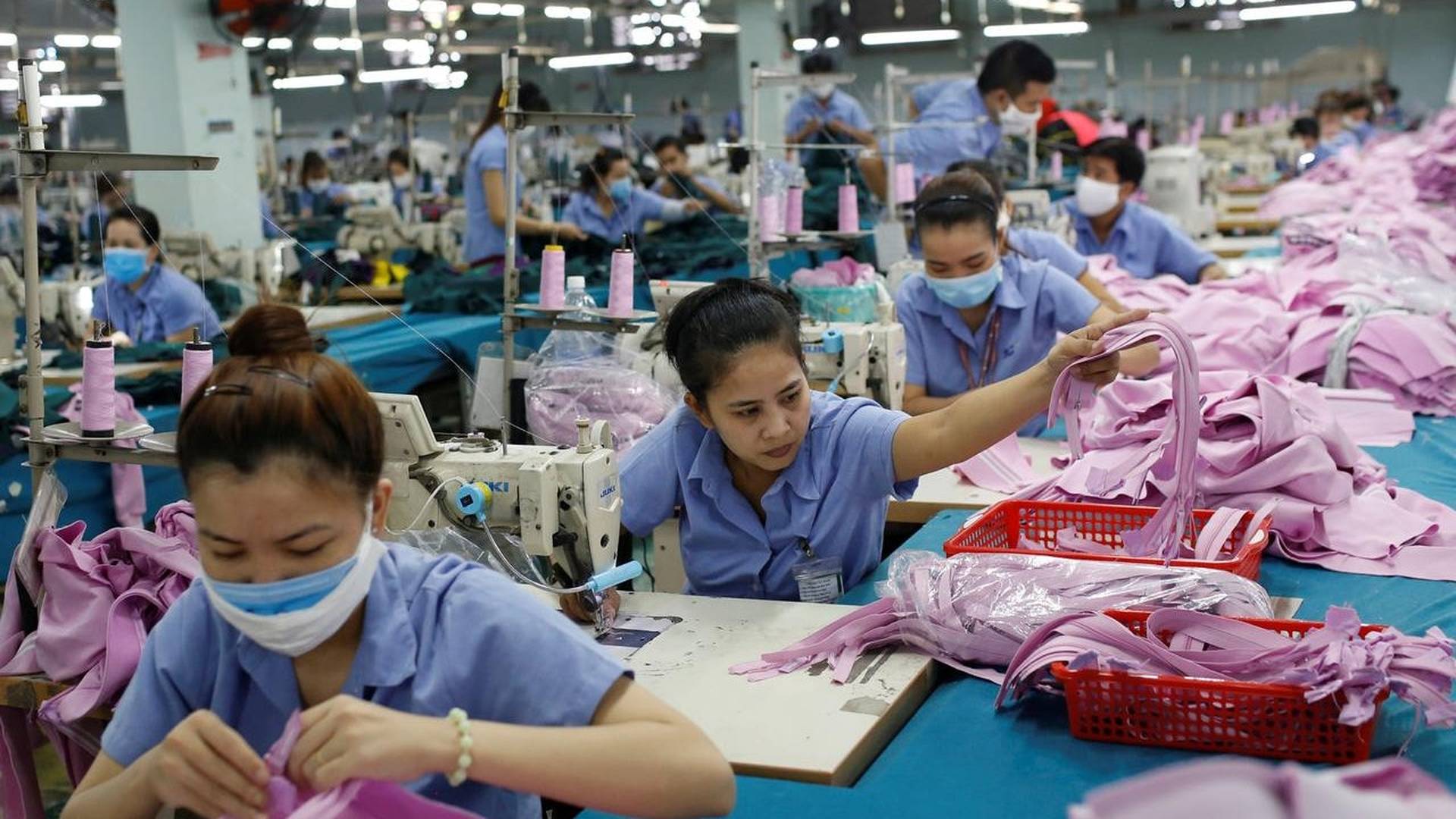 越南上百萬工人逃離工廠　全球產業鏈又遭重創　iPhone13也受影響