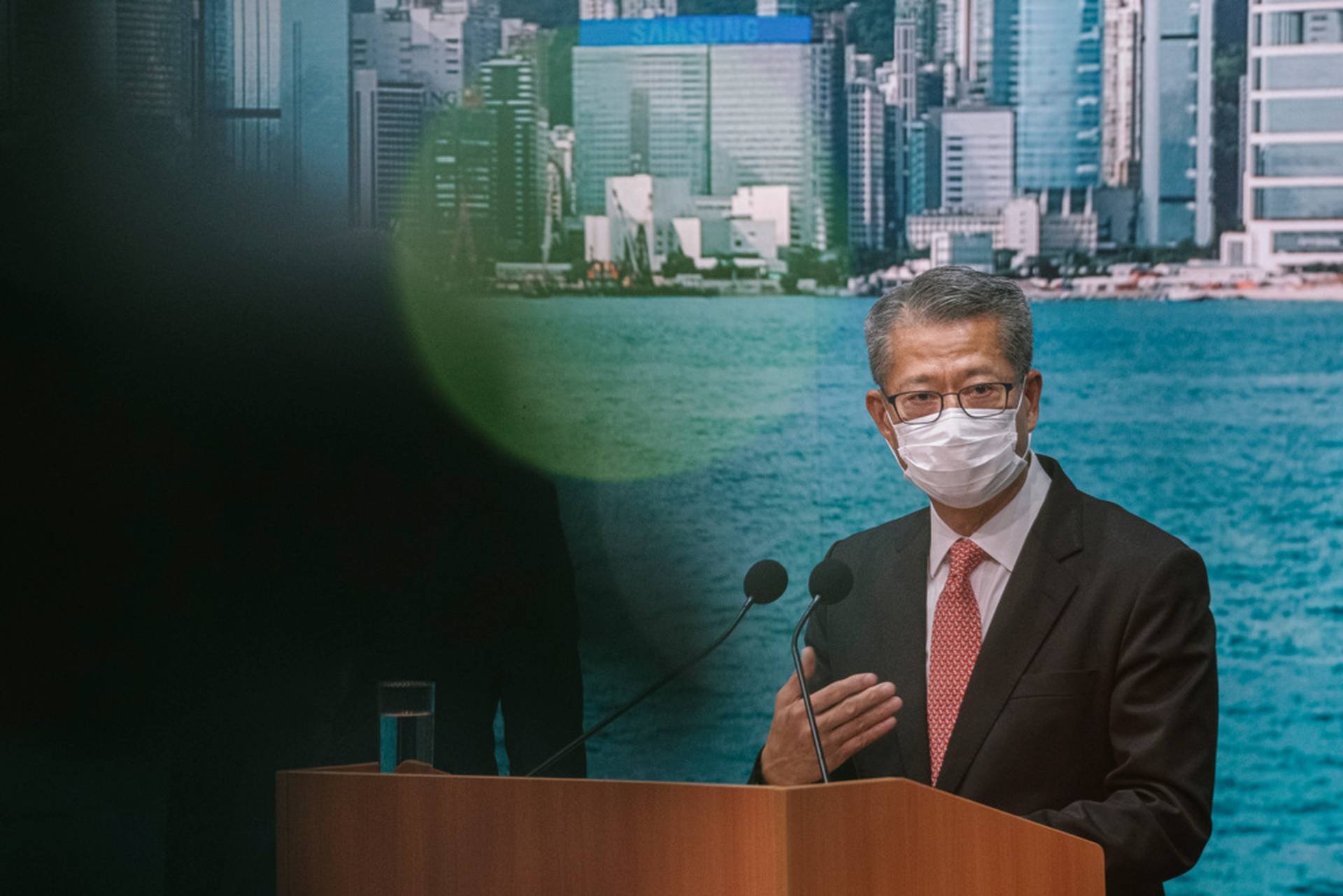 香港消費券政策的經驗啟示
