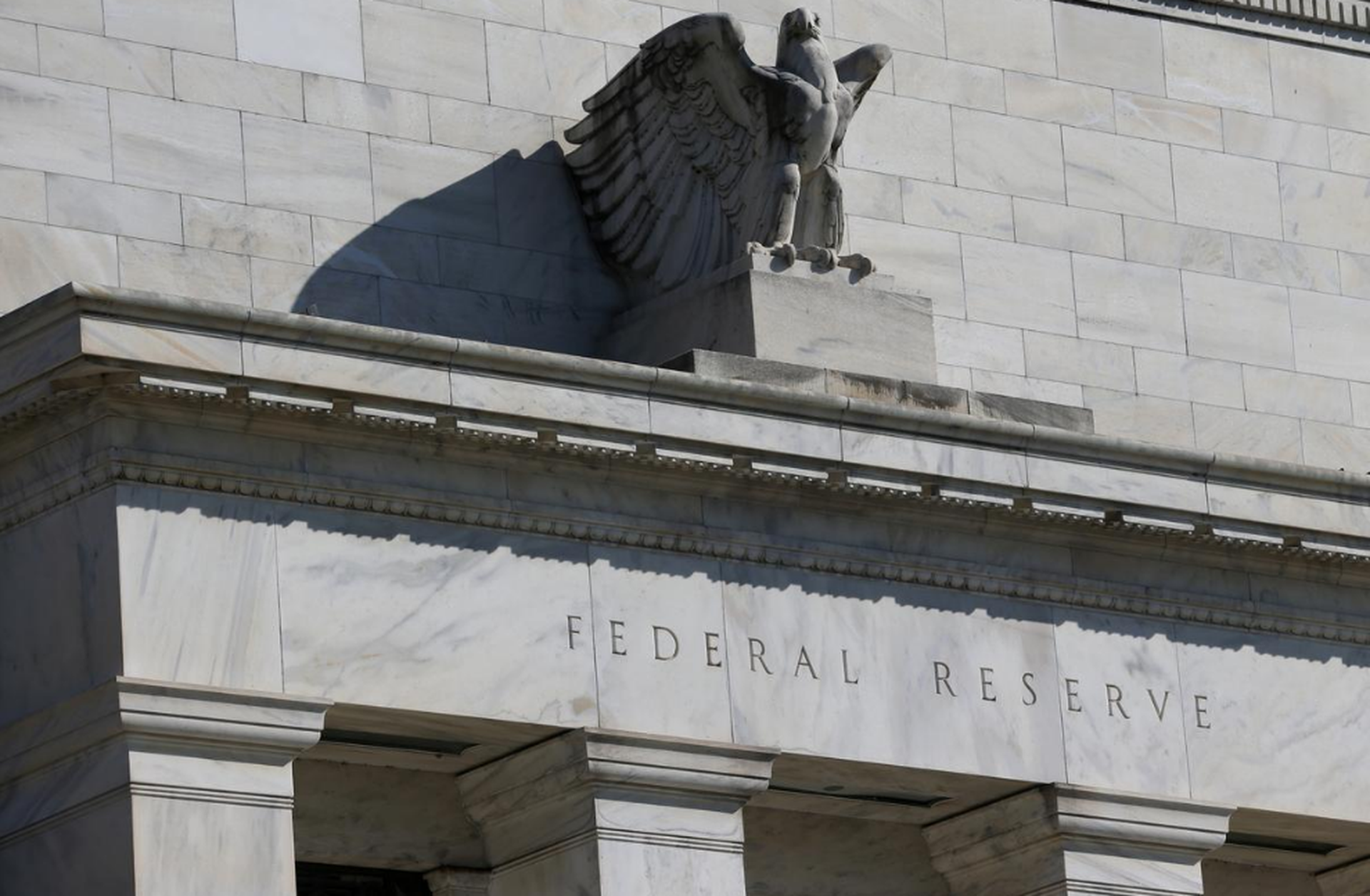 高盛預期美聯儲明年6月提高利率　2022年加息3次
